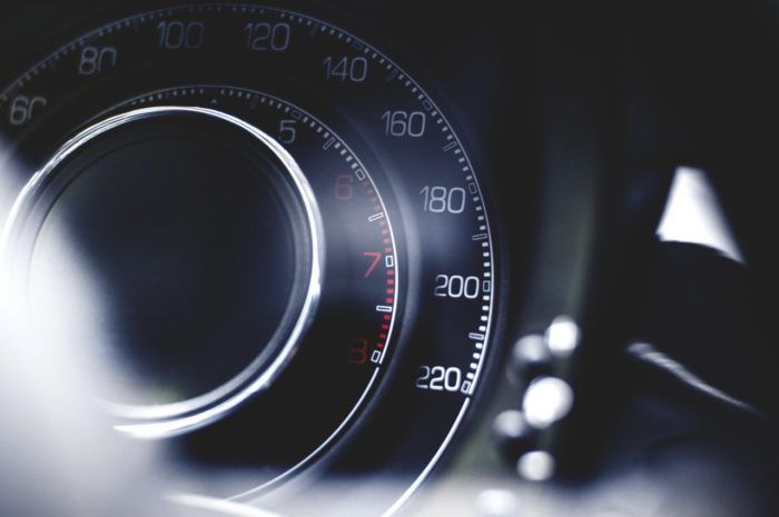 car-rpm-speed-gauge